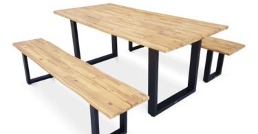 Table de jardin en bois